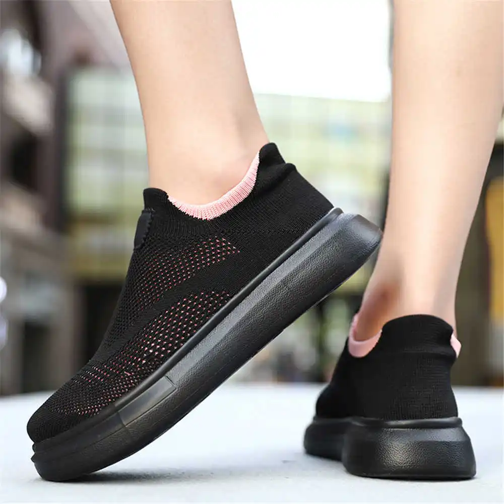 Luxury Lifestyle Shorts - Plattform Strümpfe braune Schuhe für Frau